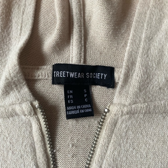 Cropped long sleeve top - Picture 2 of 2